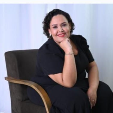 Andréa Alcântara Bertochi