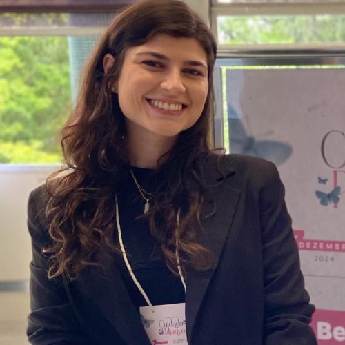 Amanda Ronchi Mendonça