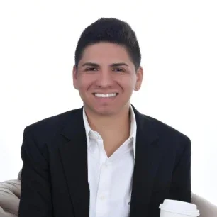 Psicólogo(a) Gabriel de Almeida Faria Santos